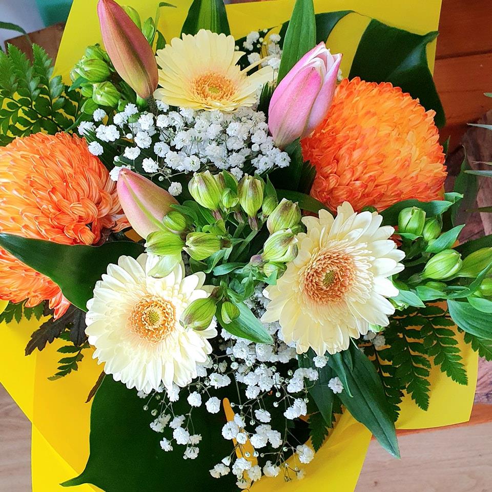 Bouquet of Brightly Coloured flowers for delivery to Baldivis