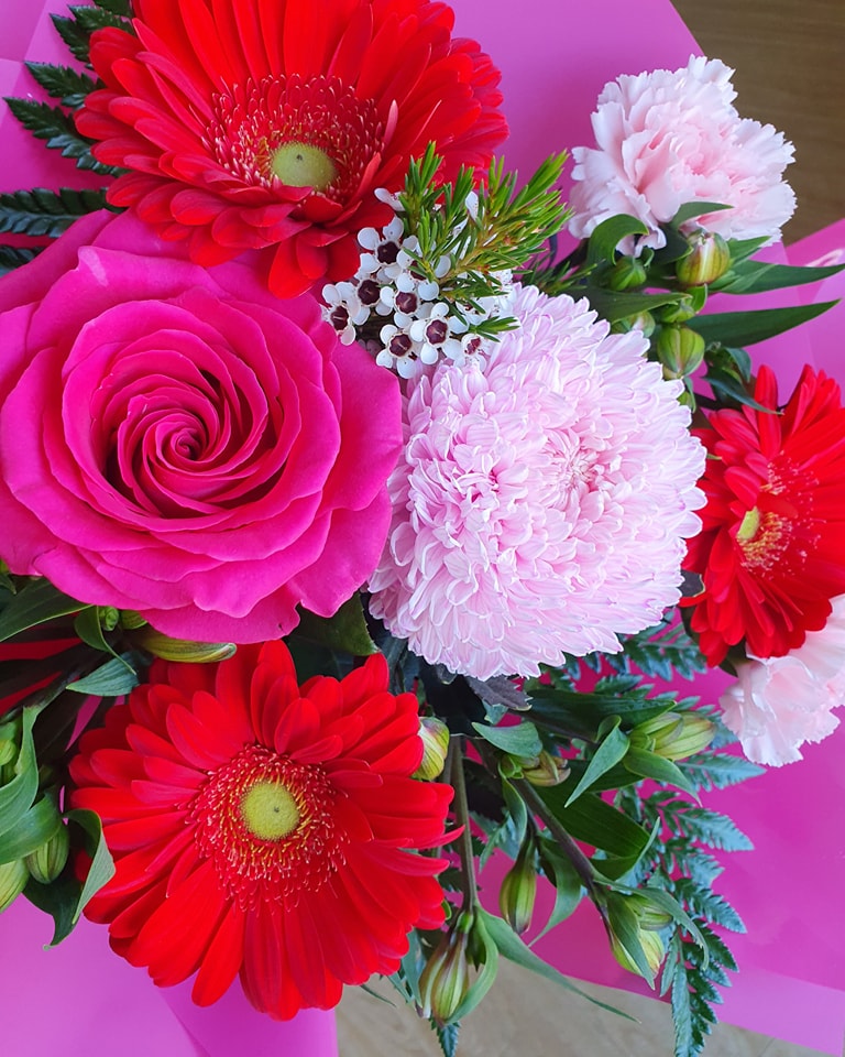 Bouquet of Pink and Red Flowers for delivery in Baldivis