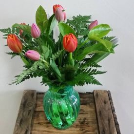 vase mixed tulips florist